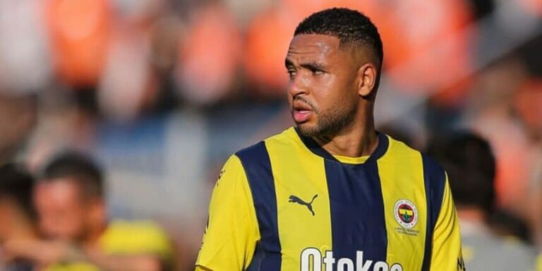 تعقيد إداري يعرقل انتقال الدولي المغربي النصيري من فنربخشة إلى اتحاد جدة