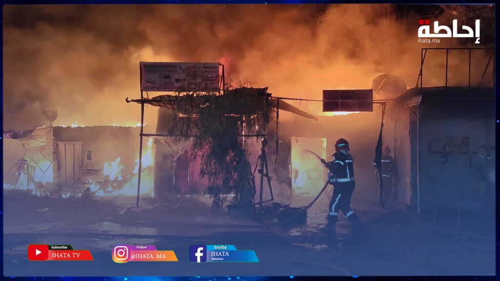 حريق يلتهم عددا من البراريك العشوائية في الحي الحسني بمراكش (فيديو)