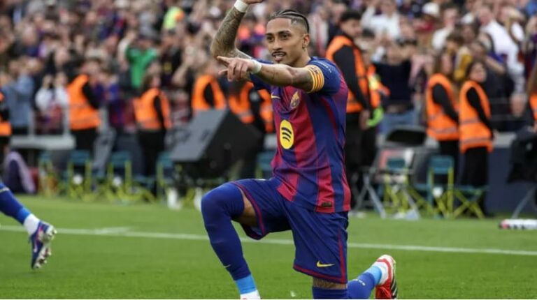 البرازيلي رافينيا مهاجم برشلونة