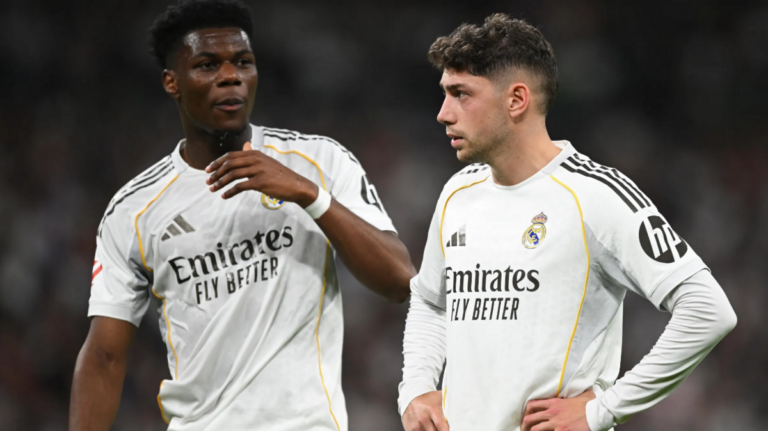 تقارير تكشف حقيقة رحيل فالفيردي عن ريال مدريد بعد أزمته مع تشواميني