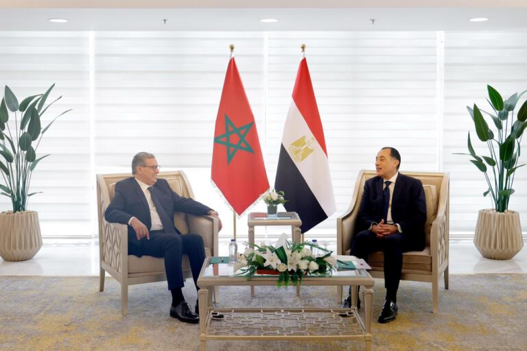 اللجنة المغربية المصرية تعزز الشراكة الثنائية بين الرباط والقاهرة