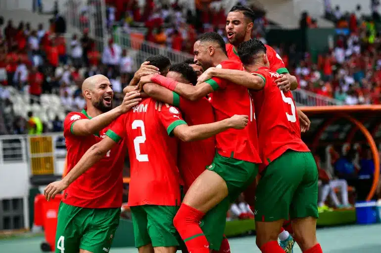 المغرب في مونديال 2026 أدلة جديدة تدعم أسود الأطلس المنتخب الوطني يقترب من إنجاز تاريخي غير مسبوق في التصنيف العالمي