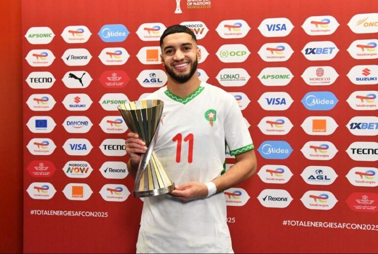 انتهى الشوط الأول للمباراة التي تجمع بين المنتخب الوطني المغربي ونظيره النيجيري، مساء اليوم الجمعة، على أرضية ملعب الأمير مولاي عبد الله بالرباط، ضمن التصفيات الإفريقية المؤهلة لنهائيات كأس العالم 2026، بهدفين لصفر، لصالح المنتخب المغربي.