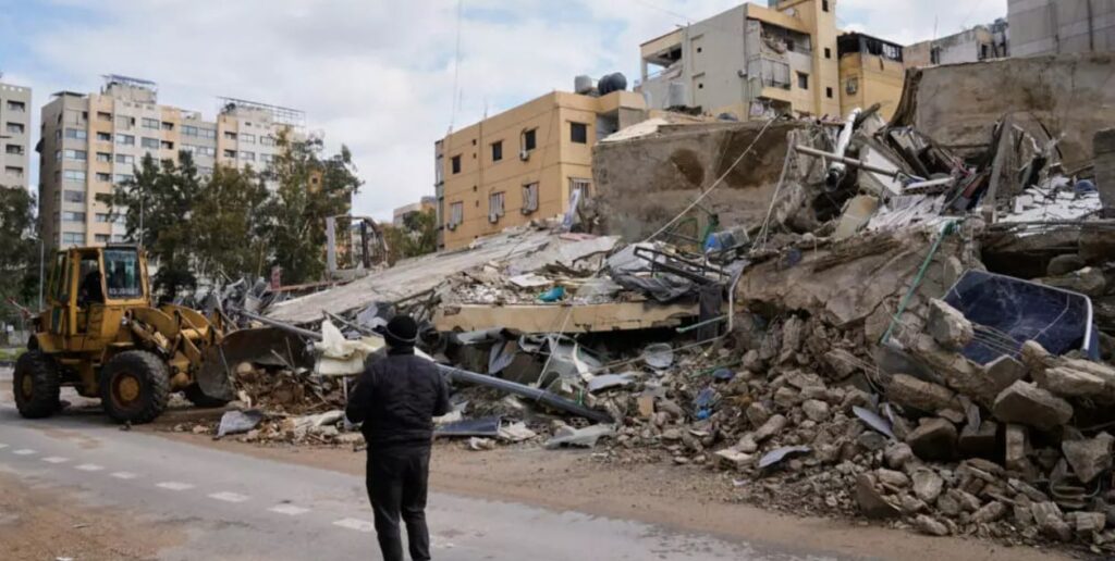 درجات حرارة قياسية سرعت ذوبان الجليد ورفعت مستوى البحار