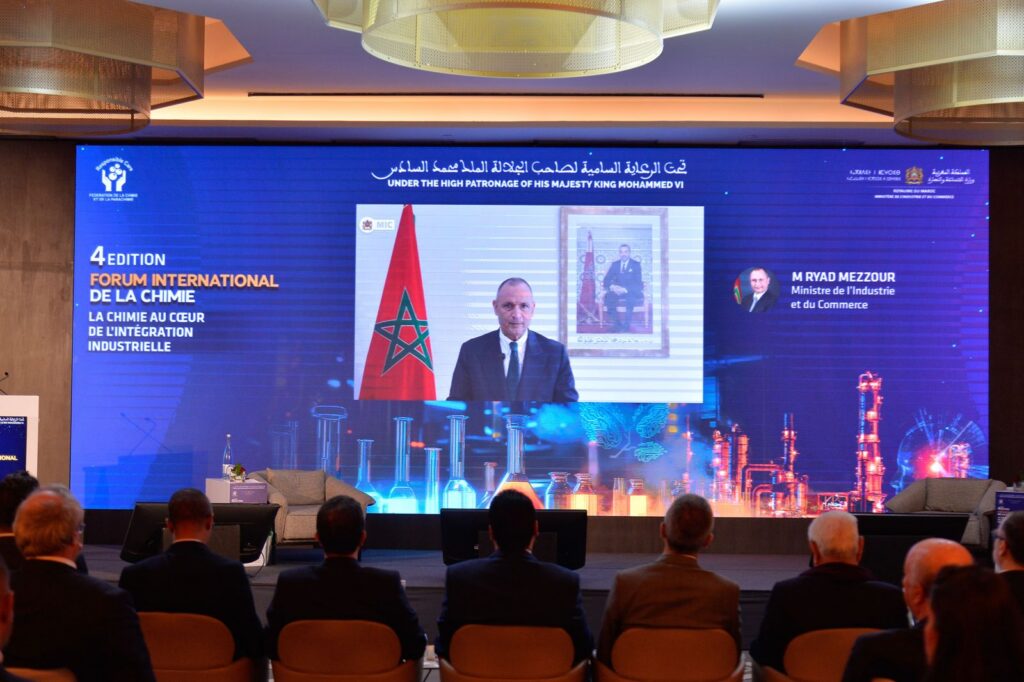 افتتاح الدورة الرابعة من المنتدى الدولي للكيمياء يعزز الإدماج الصناعي بالمغرب
