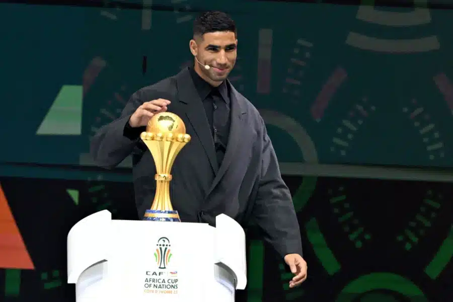 حكيمي يتفاعل مع قرار الكاف بتتويج المغرب بطلا لإفريقيا