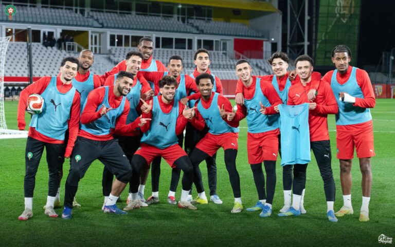 المنتخب المغربي ينهي تحضيراته قبل ودية الباراغواي في لانس
