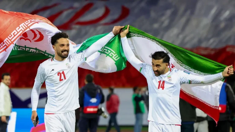 إيران تفاوض “فيفا” لنقل مباريات المونديال إلى المكسيك