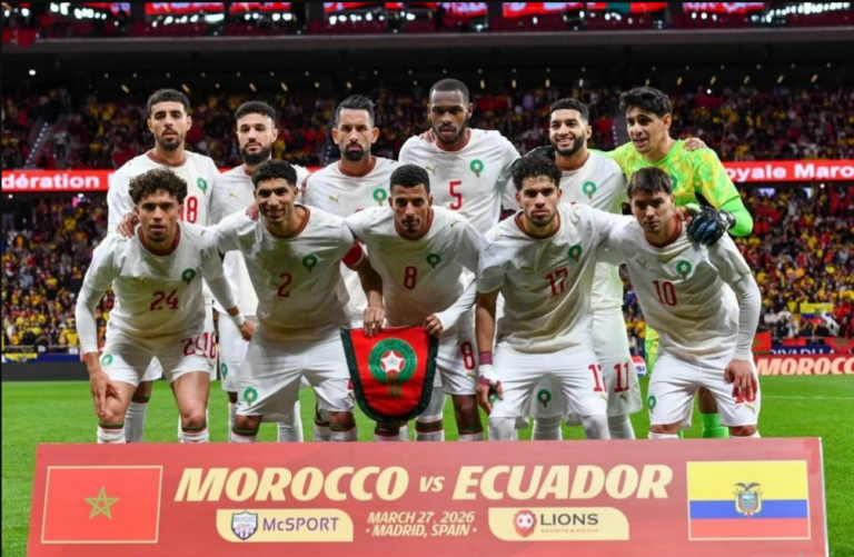 لاعب مغربي يهدد رقم أشرف حكيمي القياسي