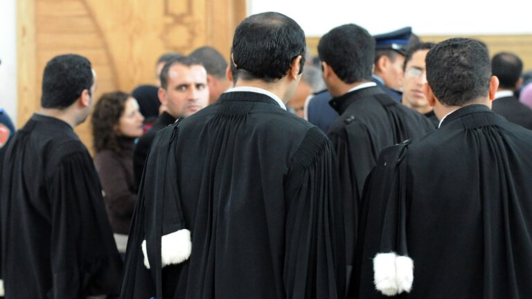 مجلس المستشارين يصادق على مشروع قانون المحاماة ويرفع سن الولوج إلى 50 سنة | إحاطة