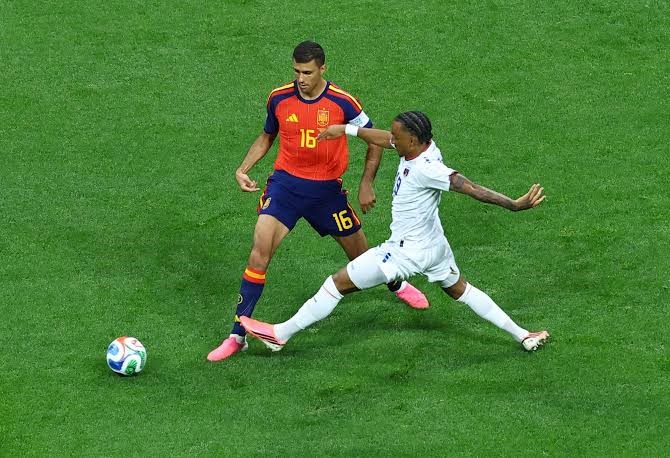 إيقاف اللاعب رودريغو، مهاجم نادي ريال مدريد الإسباني