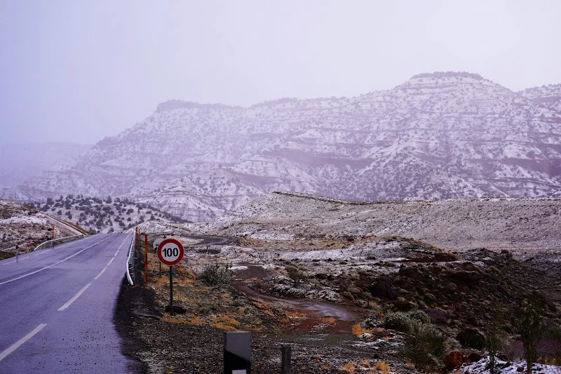 حالة الطقس اليوم بالمغرب.. أجواء باردة وسحب منخفضة ورياح قوية ببعض المناطق