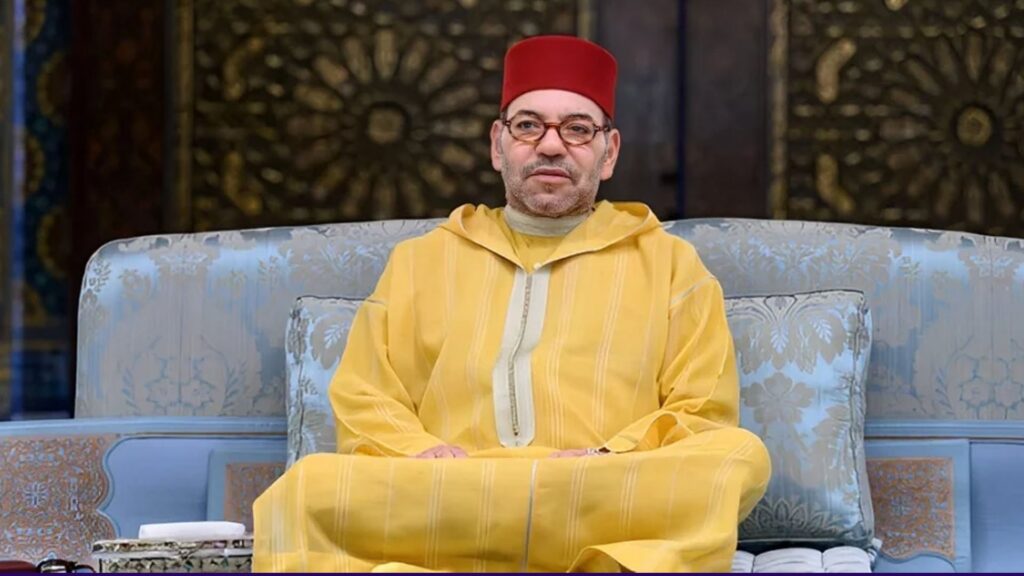 الملك محمد السادس يؤدي صلاة العيد ويصدر عفوا لفائدة 1376 شخصا | إحاطة