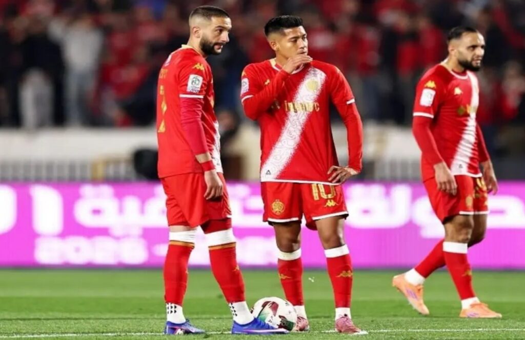 غياب حكيم زياش عن مباراة الوداد والدفاع الجديدي يربك كارتيرون